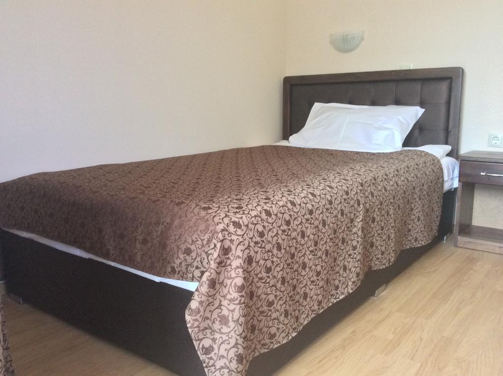 Hotel Terazini Велико-Тирново Екстер'єр фото
